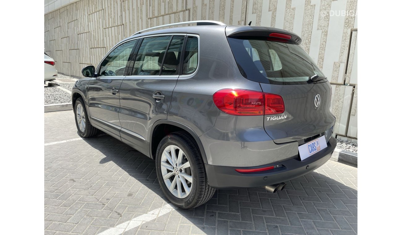 Volkswagen Tiguan SE 2000