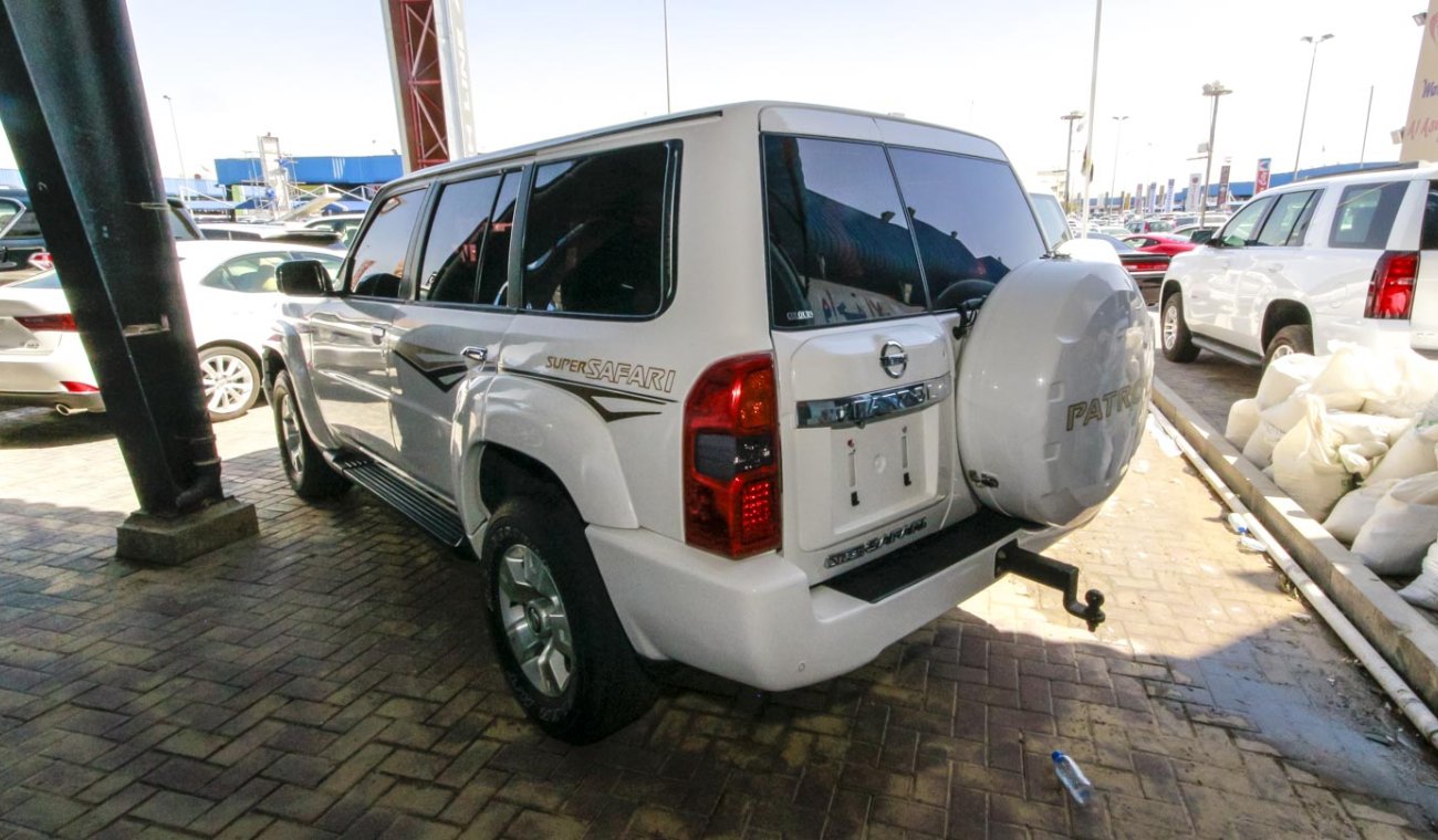 Nissan Patrol Safari Super