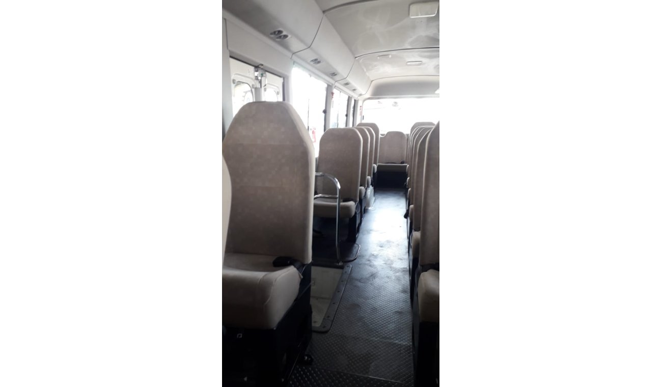 Toyota Coaster 30 SEATER DIESEL-PARA ANGOLA