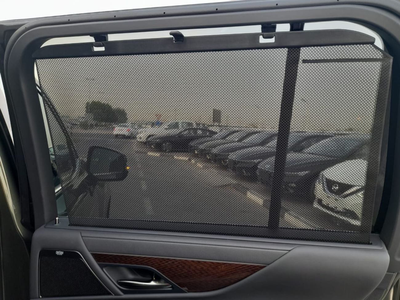 Lexus LX 500 Diesel Right-Hand drive sports luxury model top of the range with coolbox softdoor closing rear Ente