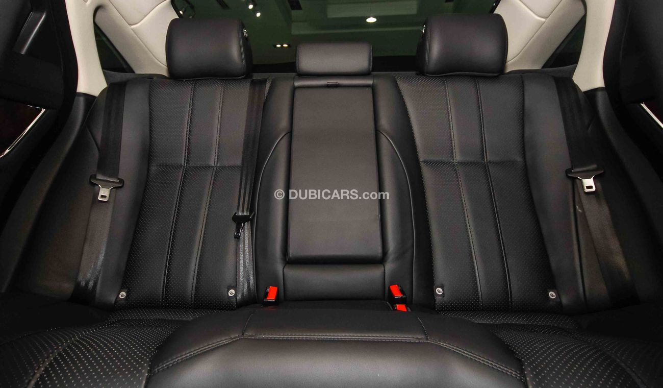 Jaguar XJ L with 3.0 Badge