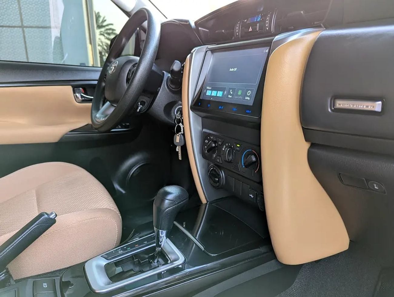 Toyota Fortuner EXR - GCC Specs - Original Paint Low Mileage Accident Free