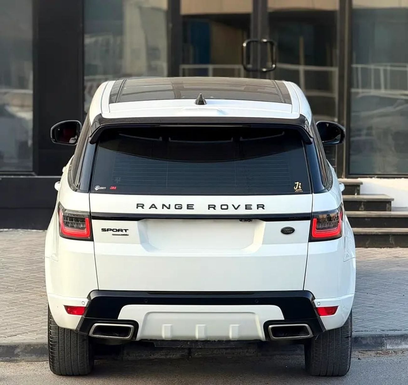 لاند روفر رينج روفر سبورت MORYA JESWANI CARS FOR USED AUTOMOBILE TRADING CO.L.L.C