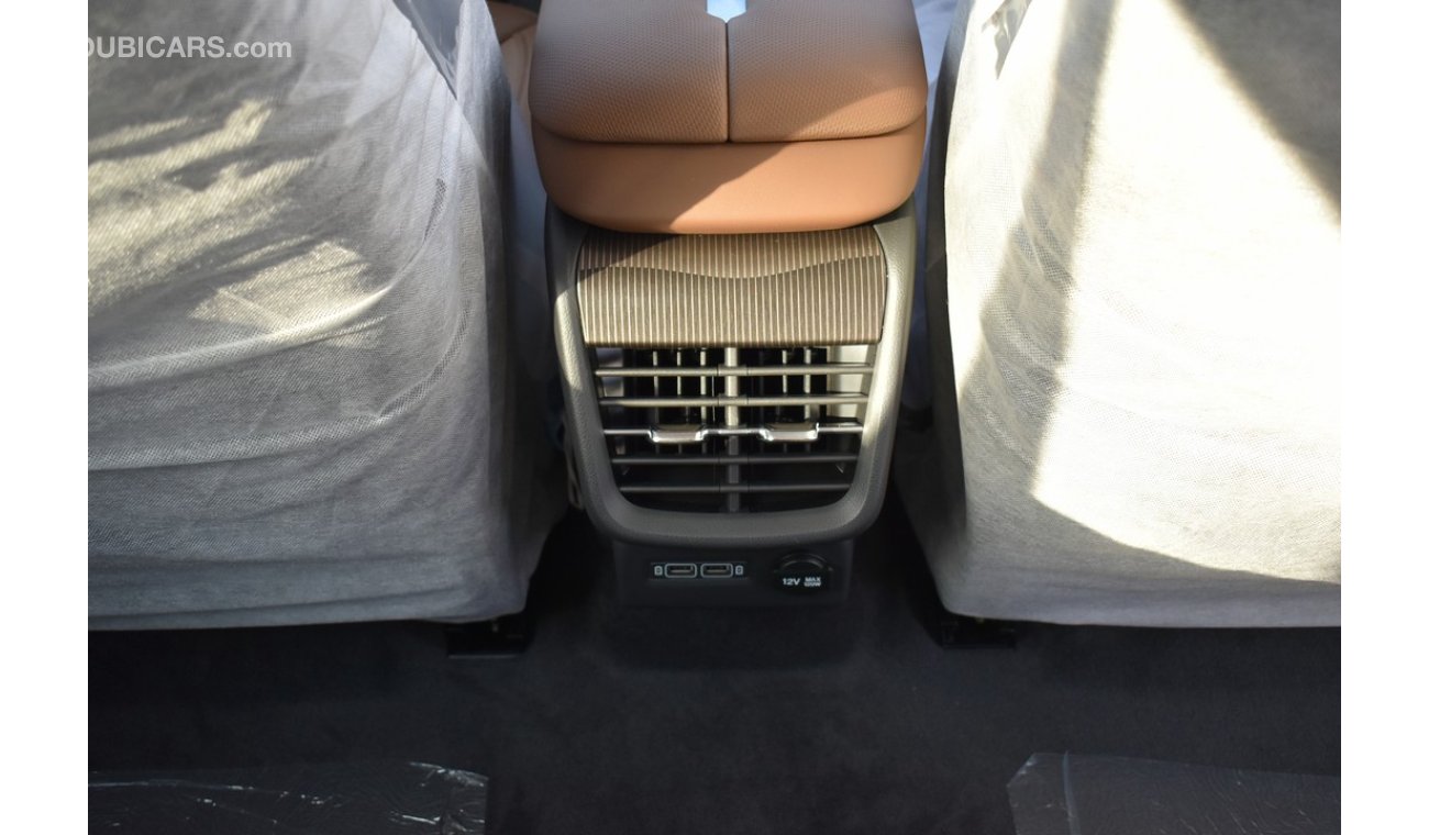 HONGQI EQM5 MY22 - WHT_TAN - RANGE 430KM