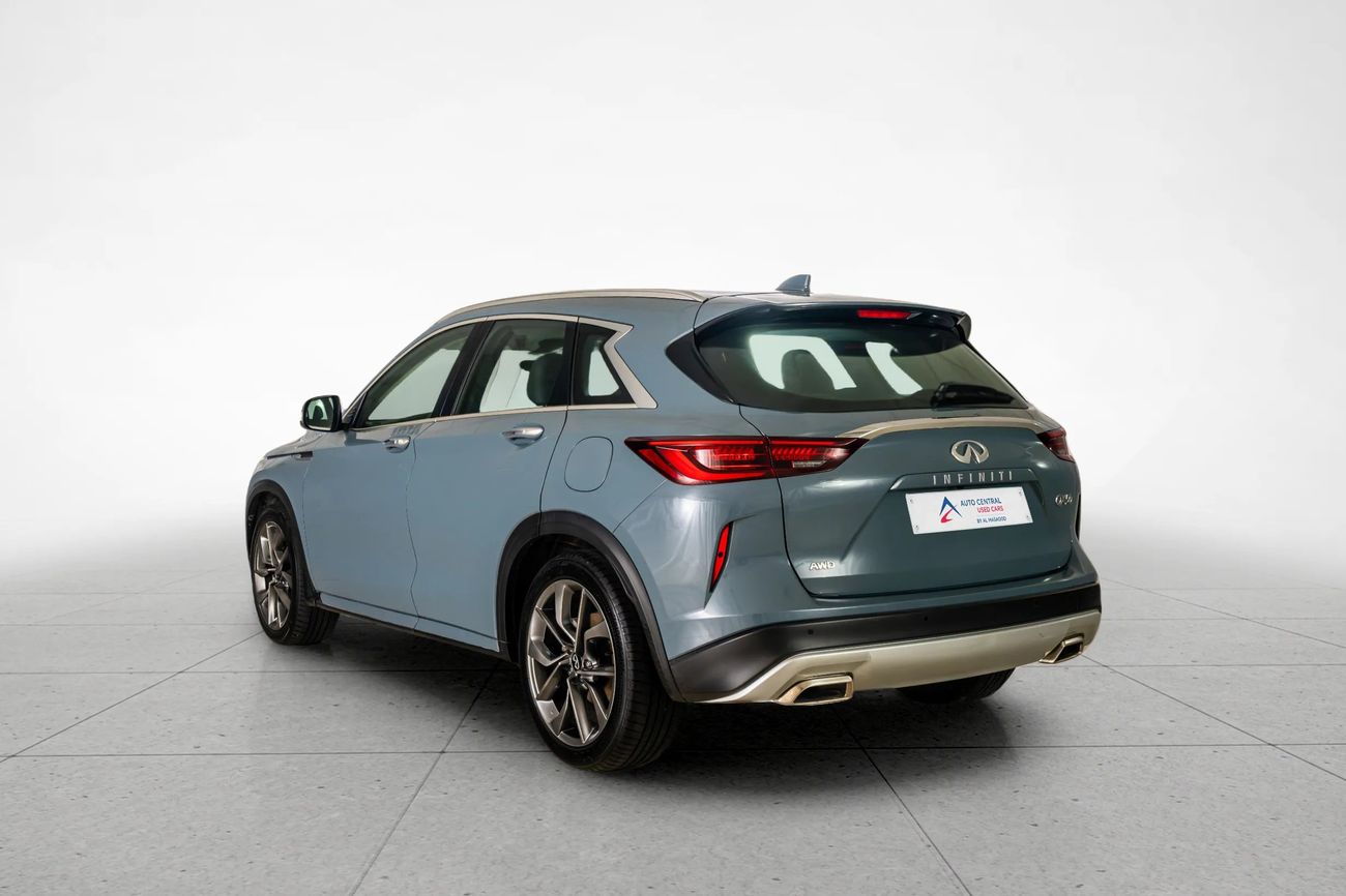 إنفينيتي QX50 LUXE 2.0