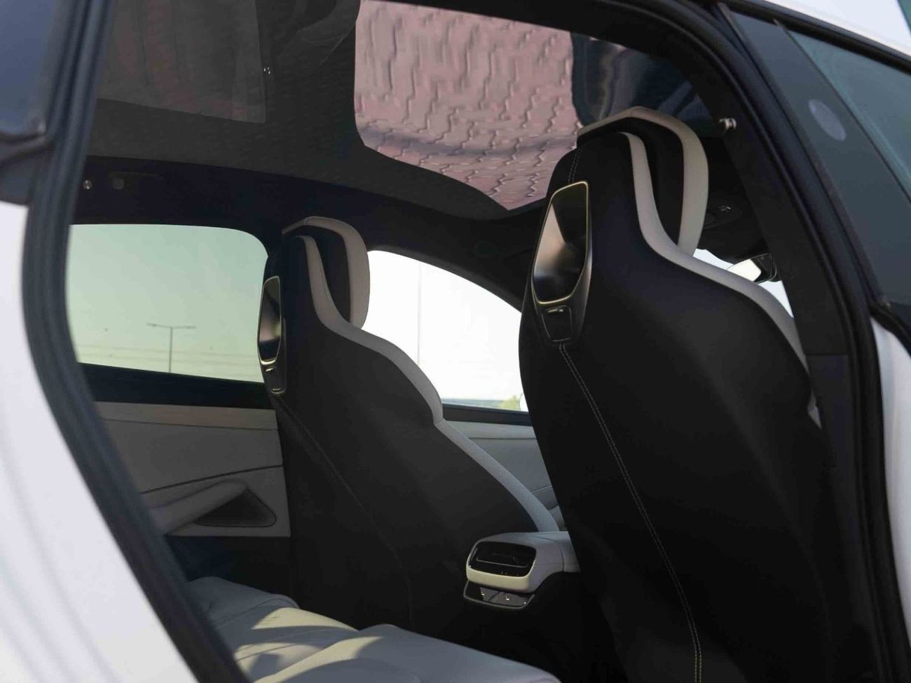 Xiaomi SU7 2025 Xiaomi SU7 Max 21" Sport Wheels - White inside Grey | Export Price