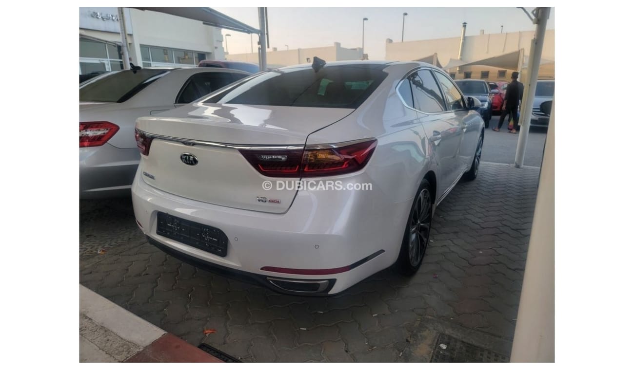 Kia Cadenza