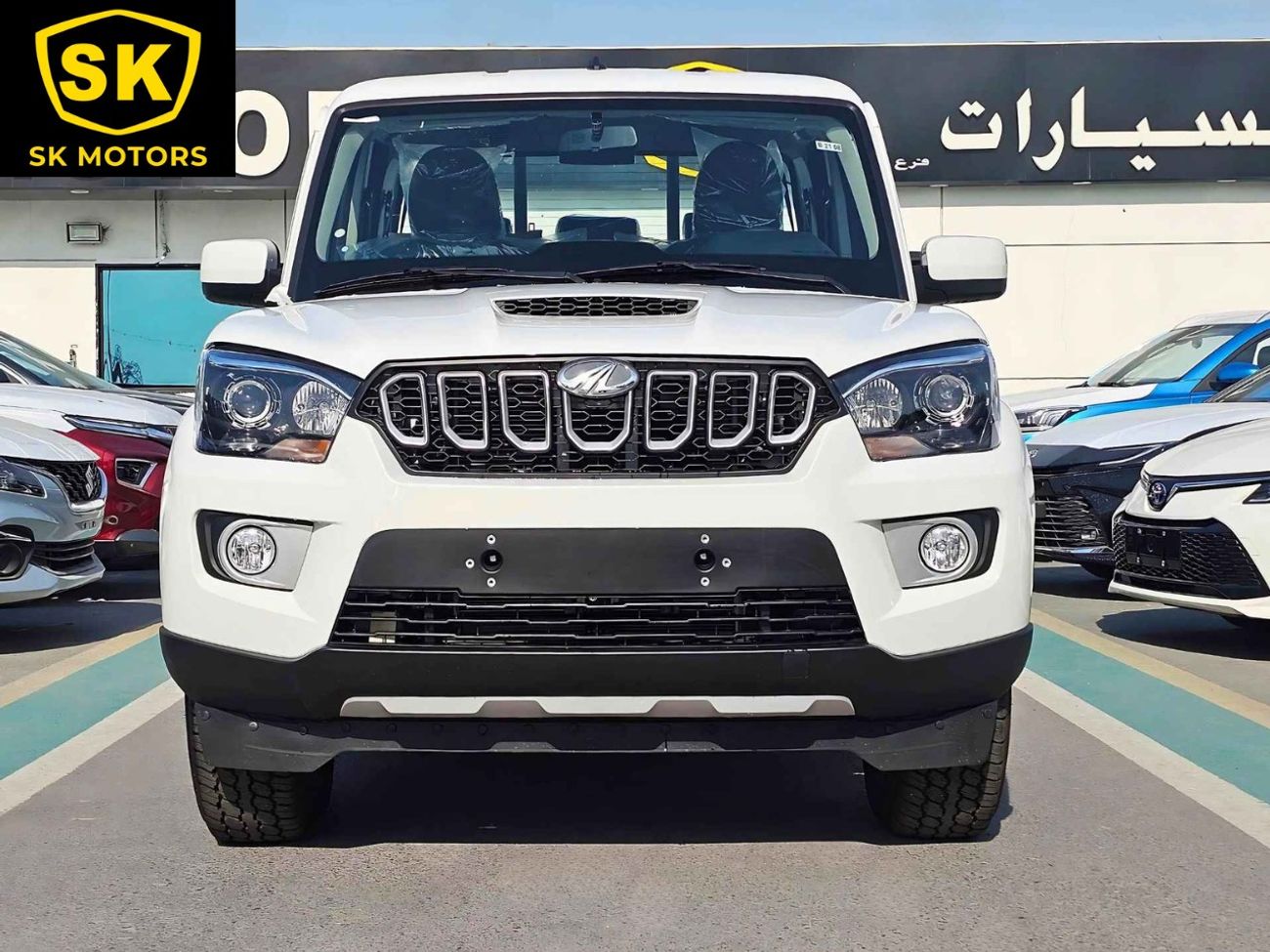 Mahindra Pik Up 2.2TURBO V4 DIESEL / M/T / DOUBLE CABIN / 4WD (CODE # 69031)