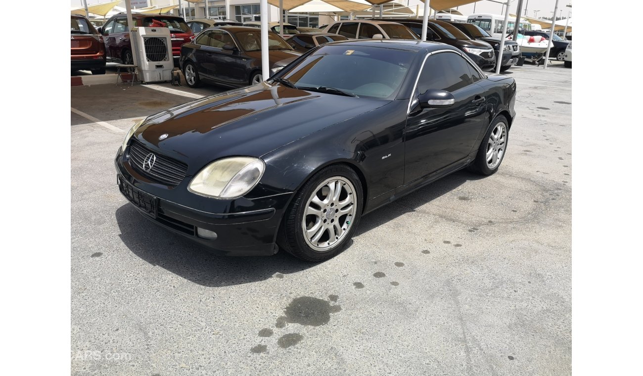 Mercedes-Benz SLK 320