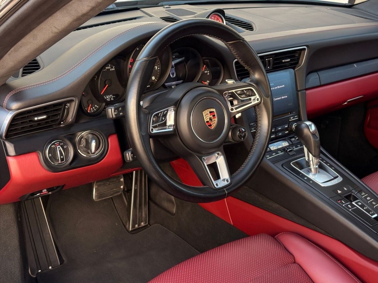 Porsche 911 AED 14,330 P.M | 0% DOWN PAYMENT | PORSCHE 911 CARRERA GTS (991.2) | 3.0L TWIN-TURBO – 450 HP | 2019