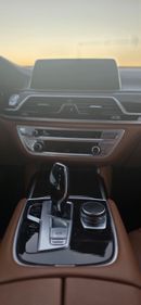 بي أم دبليو 730Li