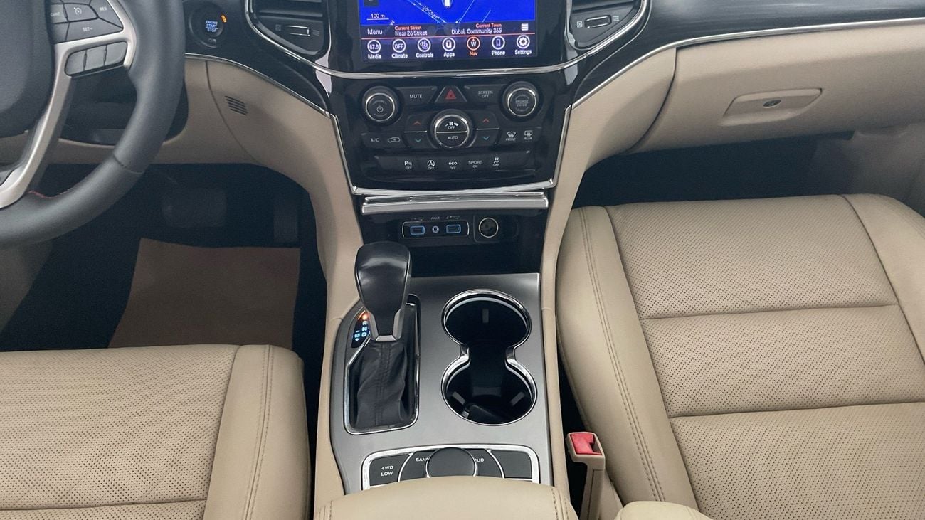 جيب جراند شيروكي 3.6 LIMITED 4WD AUTO | شامل الضمان | 0 ﺪﻔﻋﺓ ﺃﻮﻟﻯ