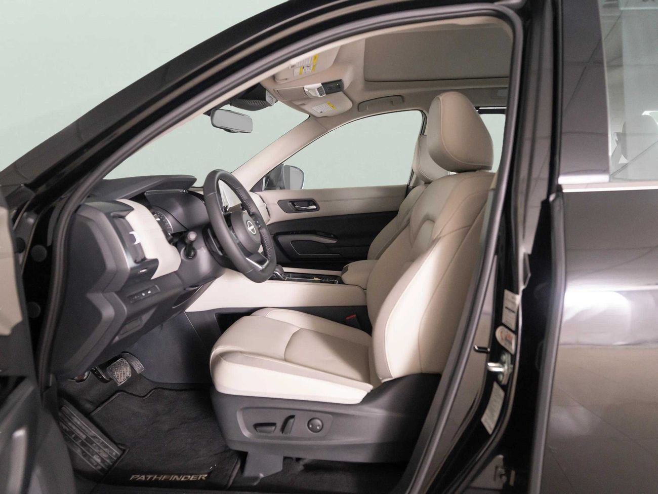 نيسان باثفايندر SV 3.5