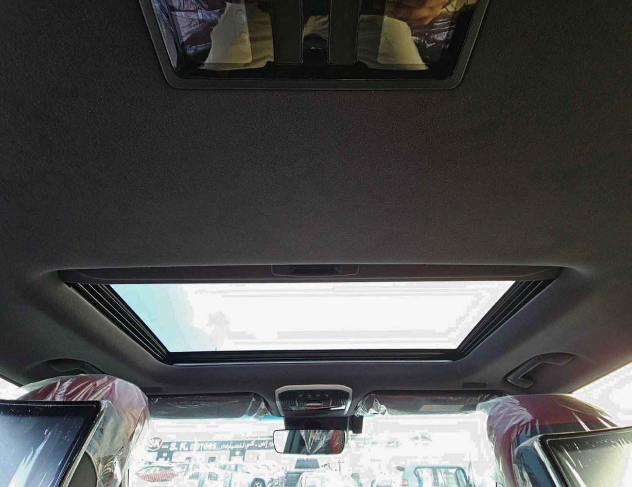 Toyota Land Cruiser GR SPORT || 3.3L Diesel V6 / RADAR / BIG DVD / REAR ENTERTAINMENT DVD / COOL BOX (CODE#LCDGR)