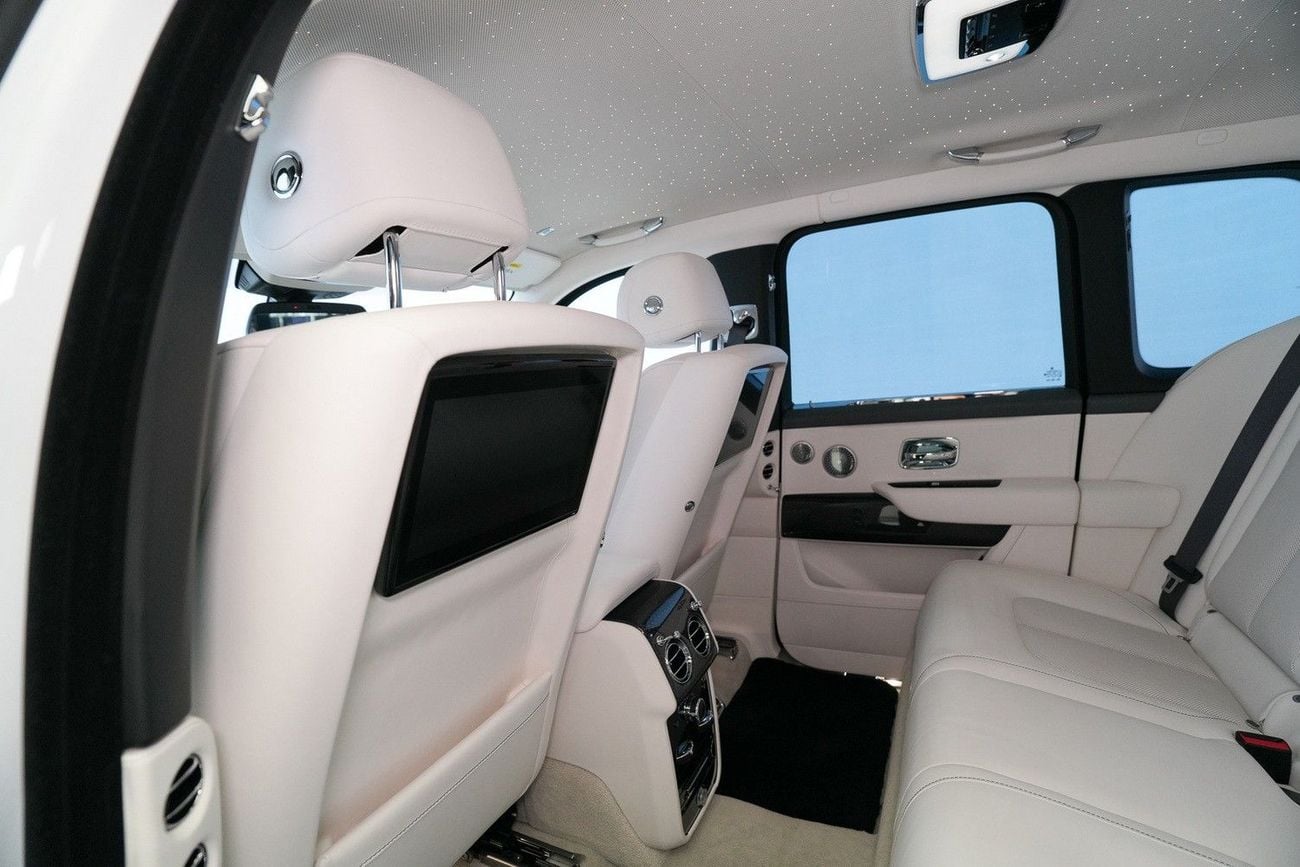 Rolls Royce Cullinan BLACK BADGE