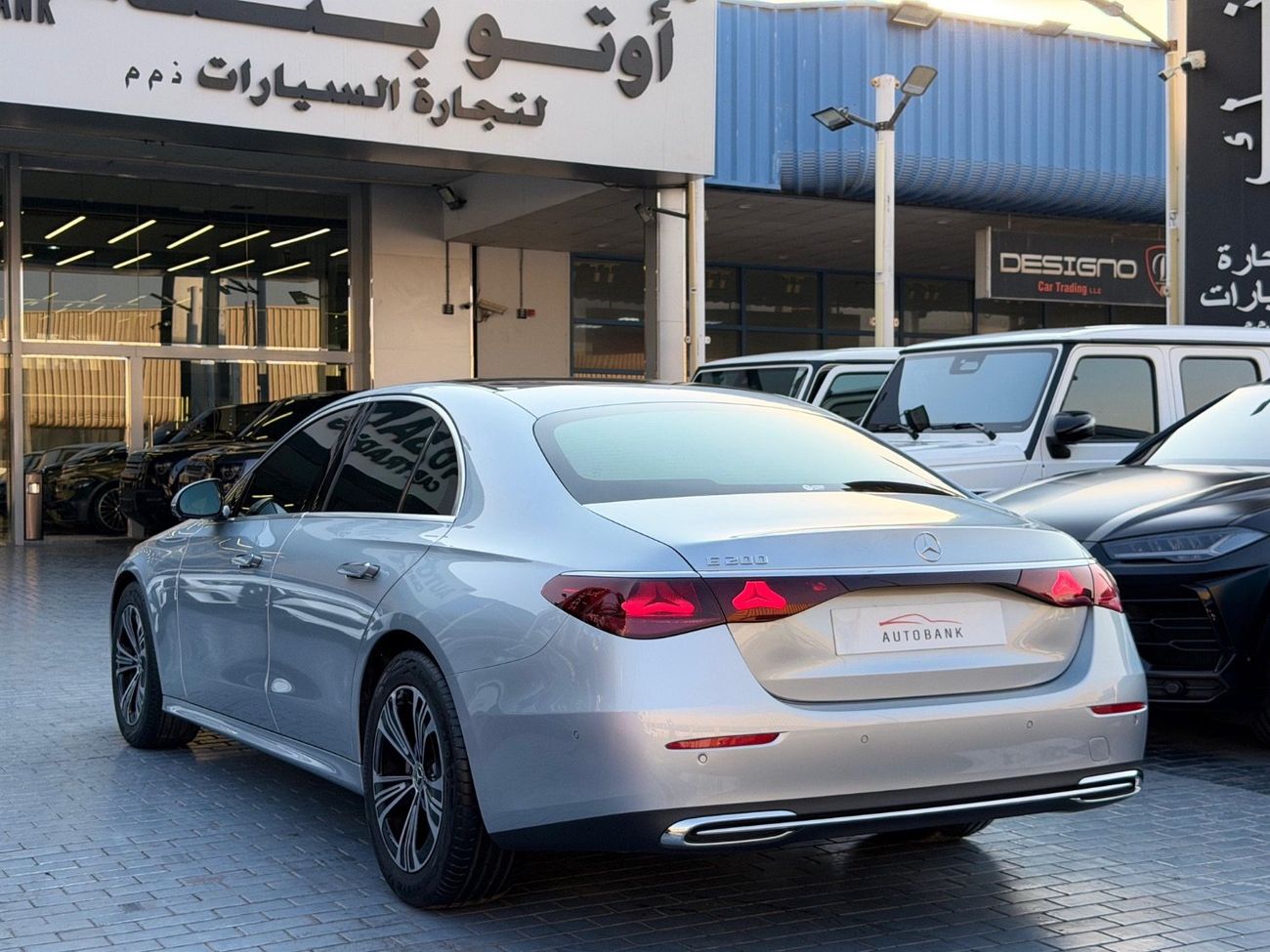 مرسيدس بنز E200