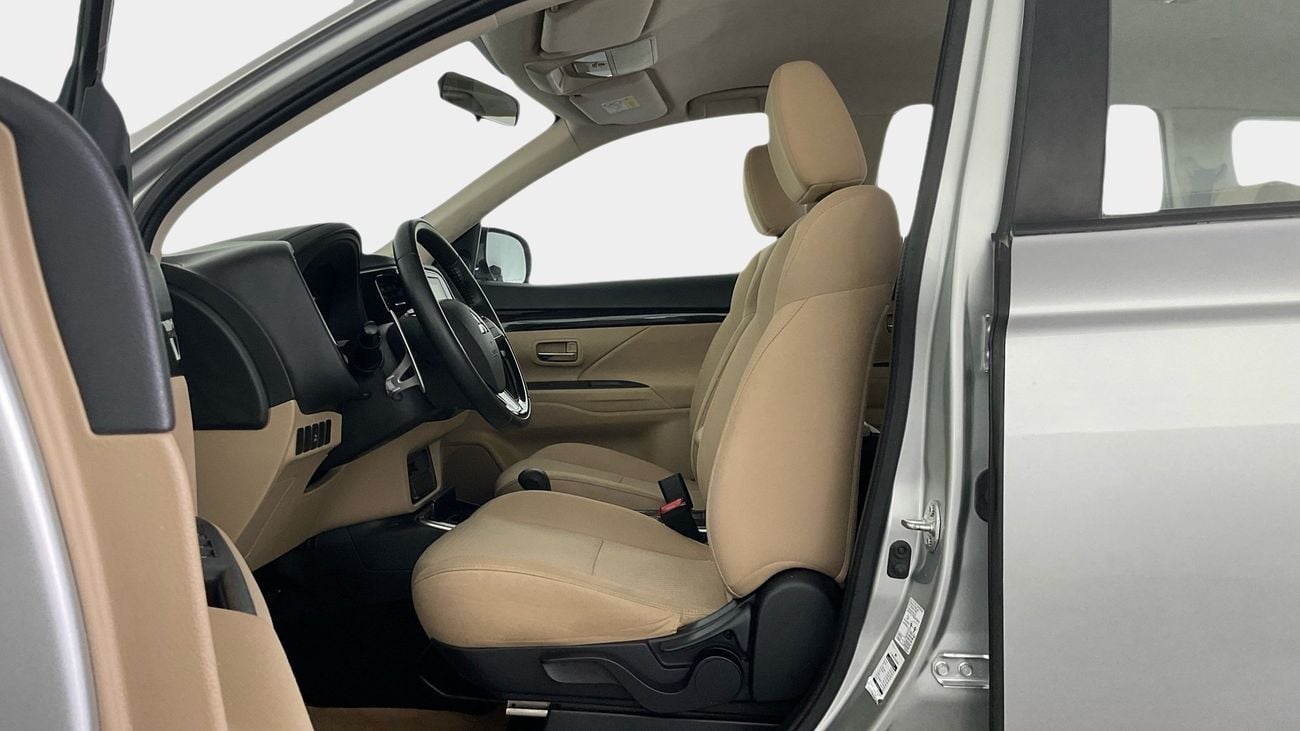 Mitsubishi Outlander GLX Basic 2.4L (5 Seater) GLX Basic | Guaranteed Warranty | 0 Down Payment