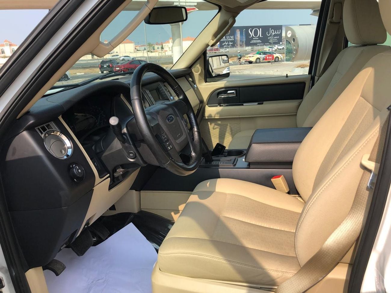 فورد إكسبيديشن XLT 3.5L PETROL AUTOMATIC TRANSMISSION