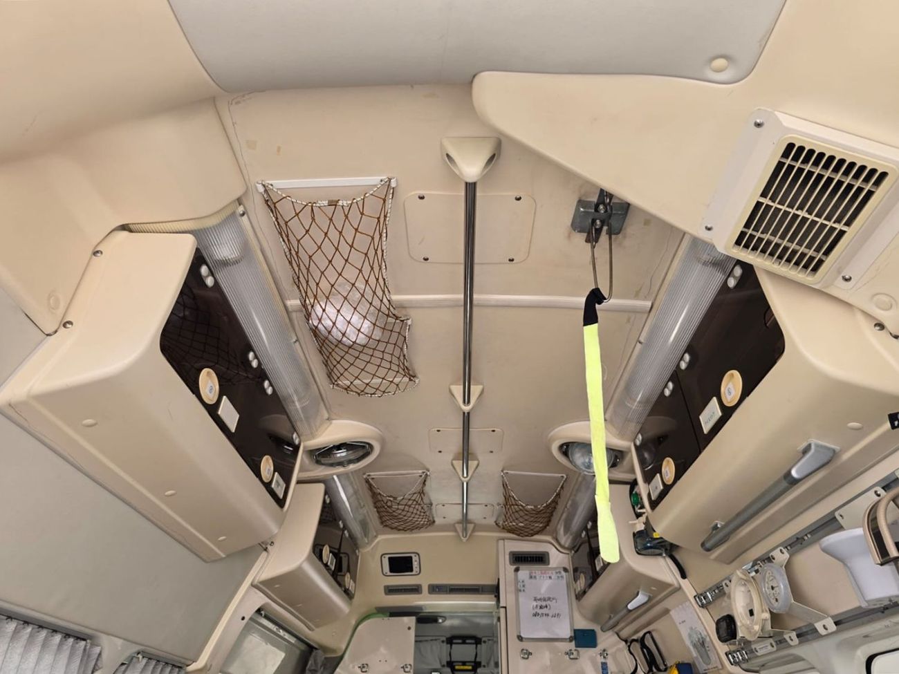 Toyota Hiace TOYOTA HIACE VAN AMBULANCE RHD 2014 MODEL 2.7 L PETROL AUTOMATIC(PM13940)