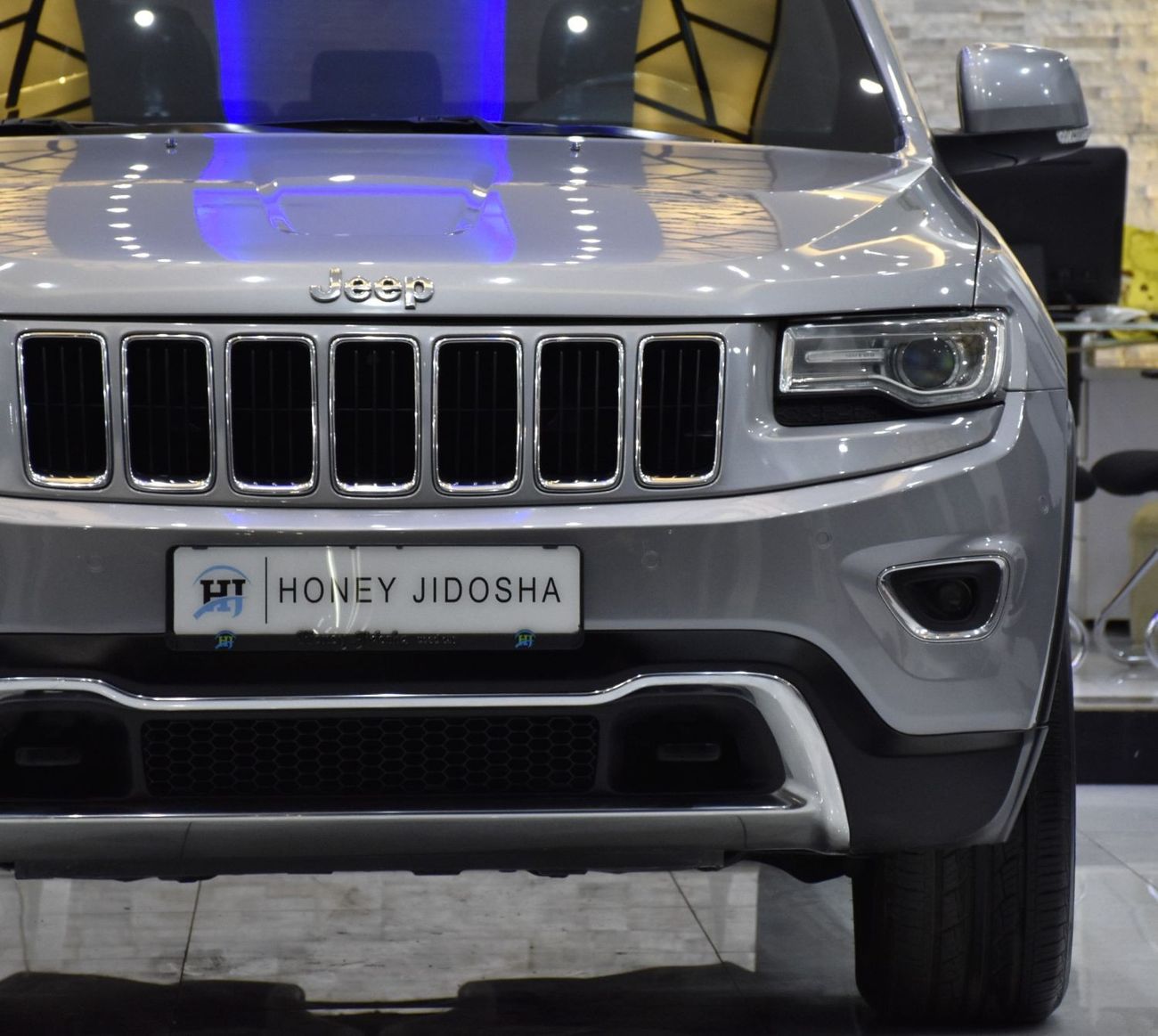 Jeep Grand Cherokee EXCELLENT DEAL for our Jeep Grand Cherokee Limited 4x4 ( 2015 Model ) in Silver Color GCC Specs
