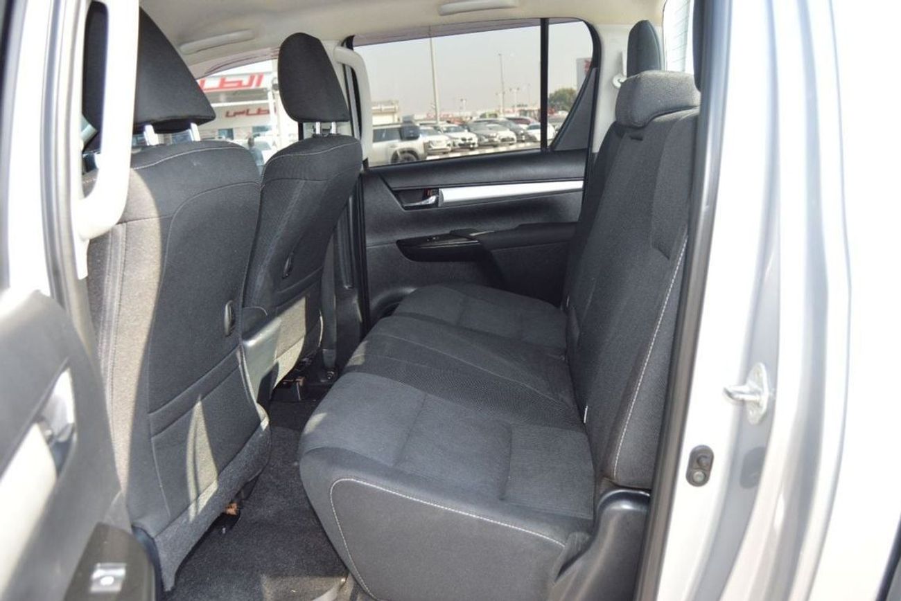 Toyota Hilux 2.8L Double cabin