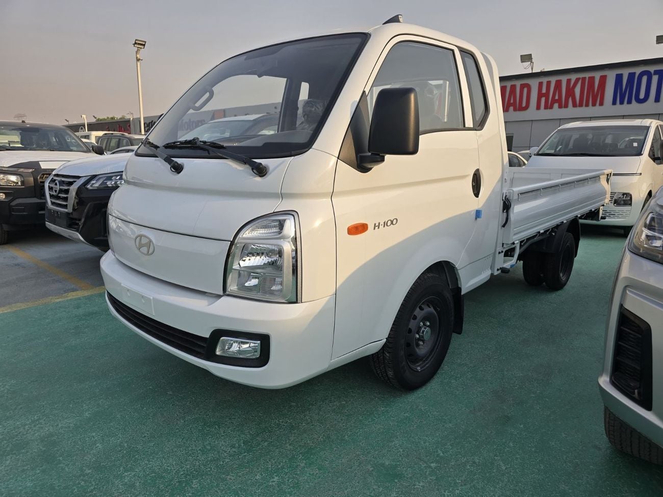 هيونداي H 100