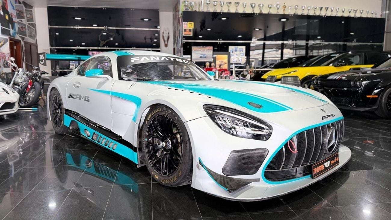 مرسيدس بنز AMG GT