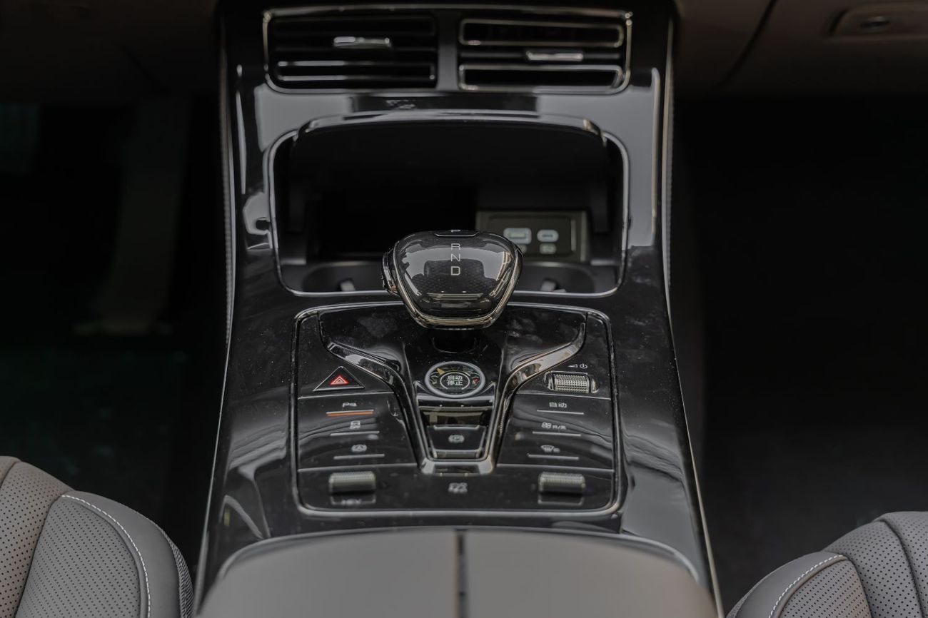 BYD HAN PLATINUM BYD Han DM-i 125KM Elite | FWD | High Spec | 2025 (Export)