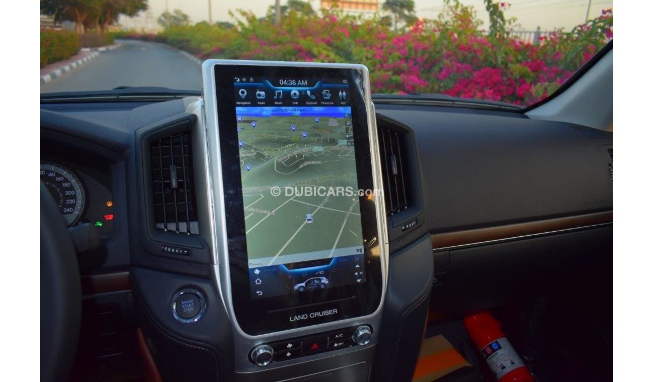 Toyota Land Cruiser 200 GXR 4.6L V8 PETROL WITH AERO KIT