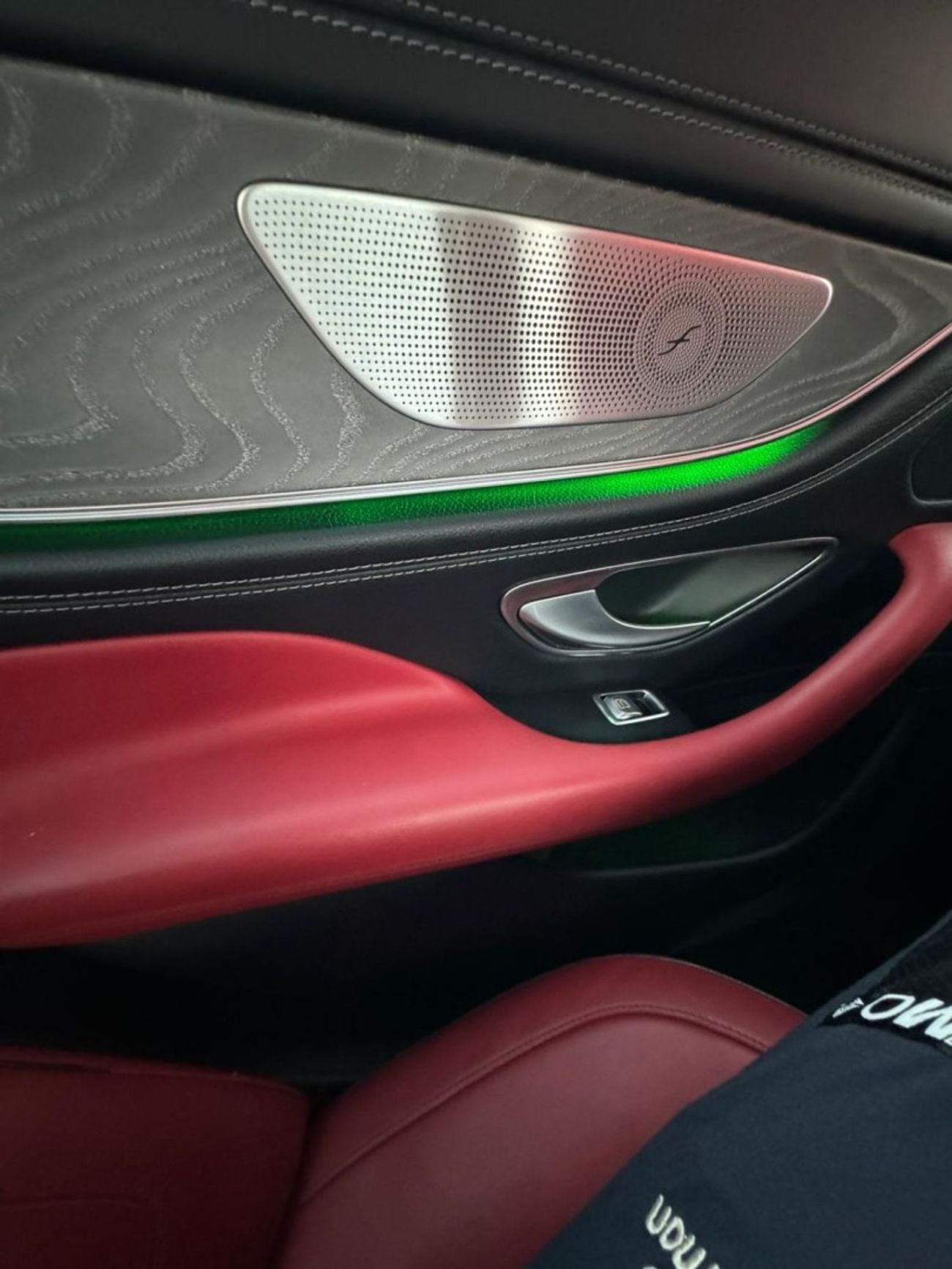 مرسيدس بنز CLS 450 Premium 3.0L (389 HP)