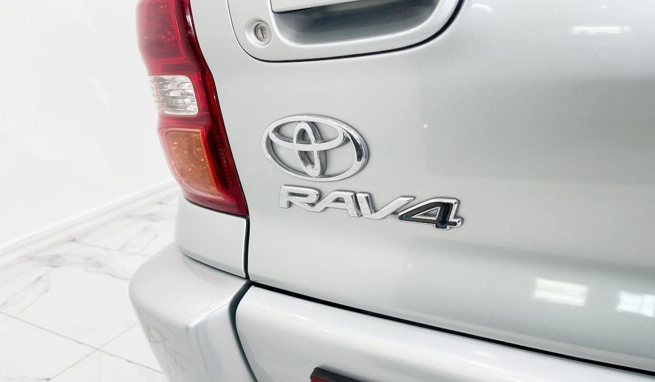 تويوتا راف ٤ PW CL Manual Transmission -Excellent Condition