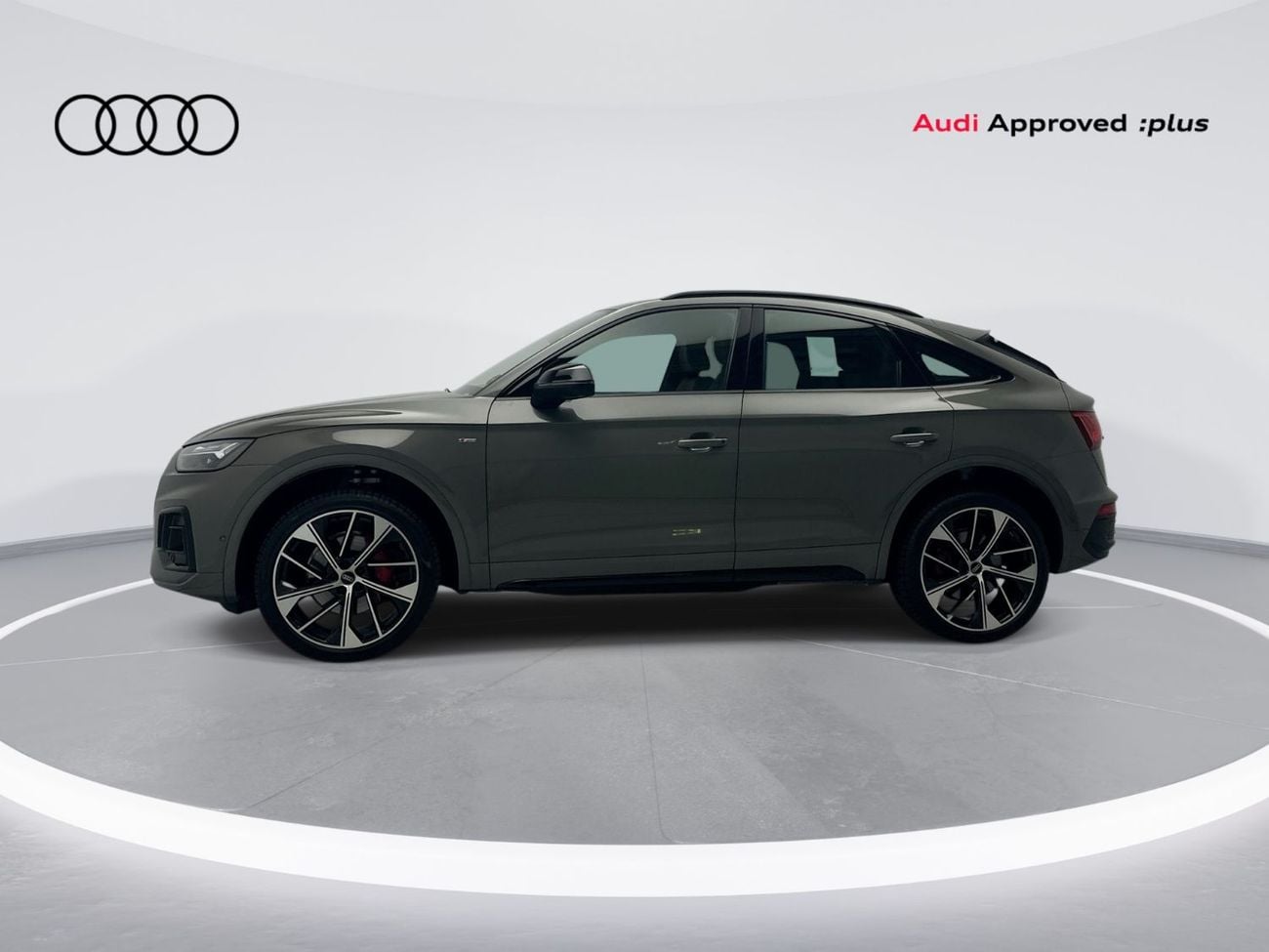 Audi Q5 45 TFSI Quattro S Line 2.0L (252 HP) Q5 Sportback S line 45 TFSI quattro 249hp (Ref# 92533) - EXCLUS