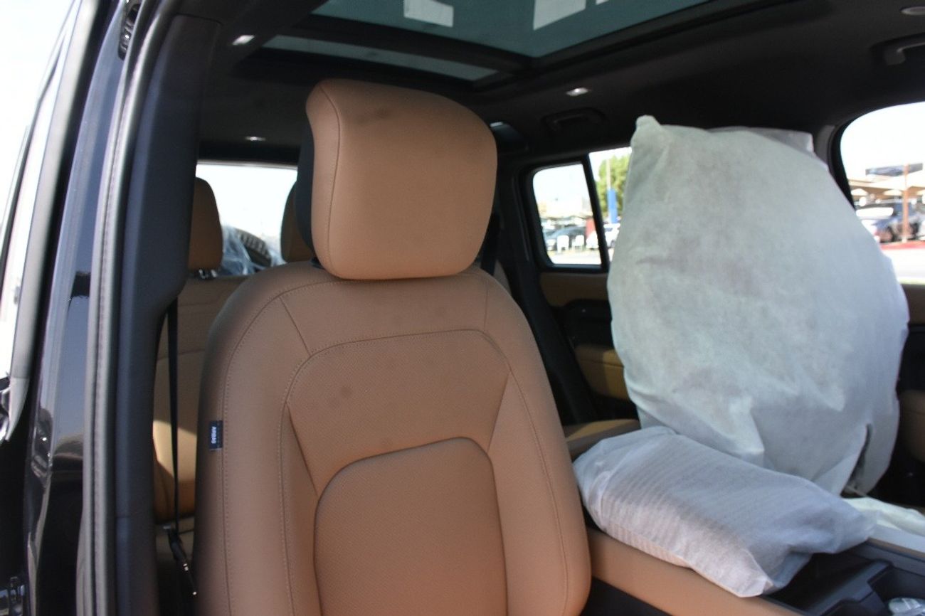 لاند روفر ديفندر P400 110 S 3.0L (7 Seater)