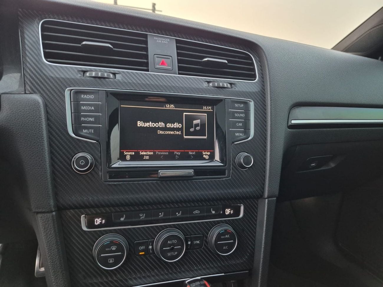 فولكس واجن جولف GTI 2.0L