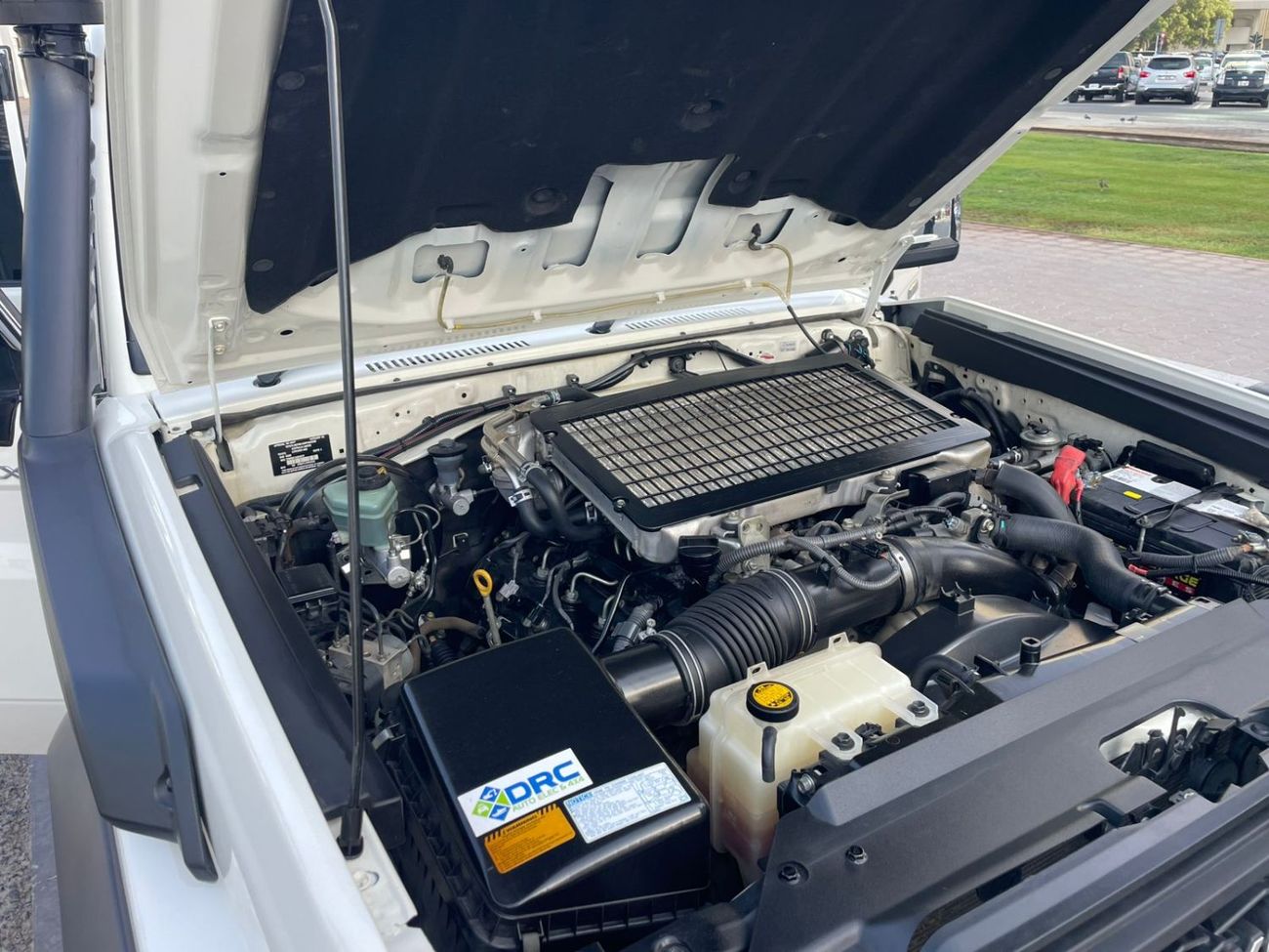 تويوتا لاند كروزر Toyota landcruise pickup Double cab 2018Model gxl 4.5 Diesel engine Colour White Transmission Manual