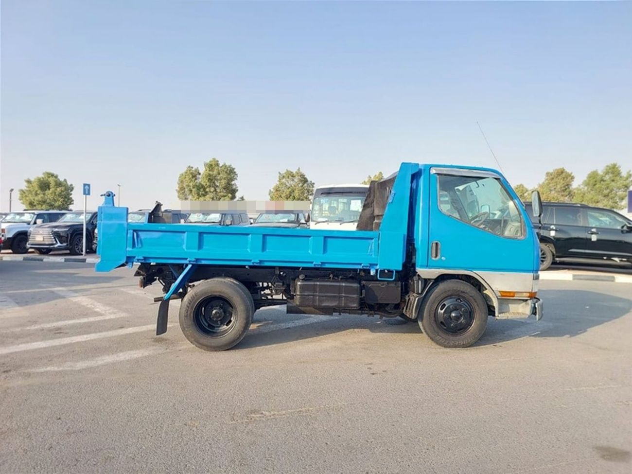 Mitsubishi Fuso Canter MITSUBISHI CANTER DUMPER TRUCK RHD 1997 MODEL 4.2 L DIESEL MANUAL(PM27711)