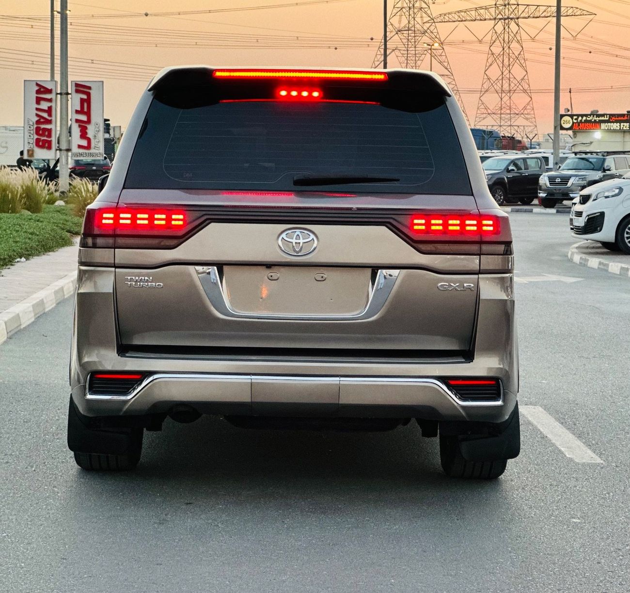 Toyota Land Cruiser GXR 4.0L (271 HP) 4WD