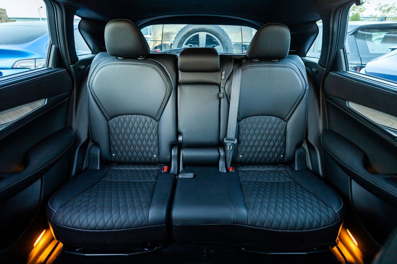 إنفينيتي QX50 2.0T Autograph (AWD)