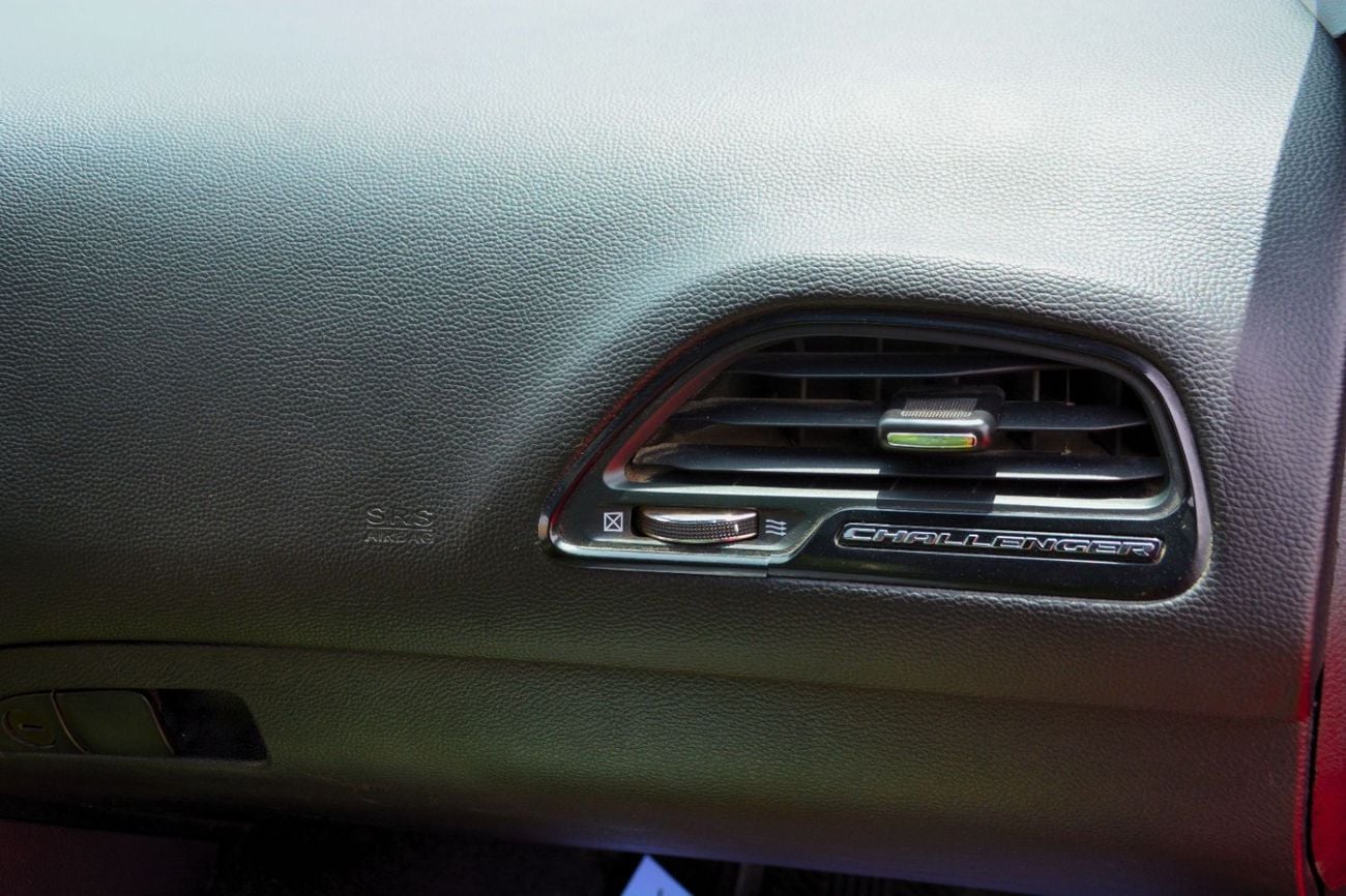 Dodge Challenger Scat Pack 6.4L (470 HP)