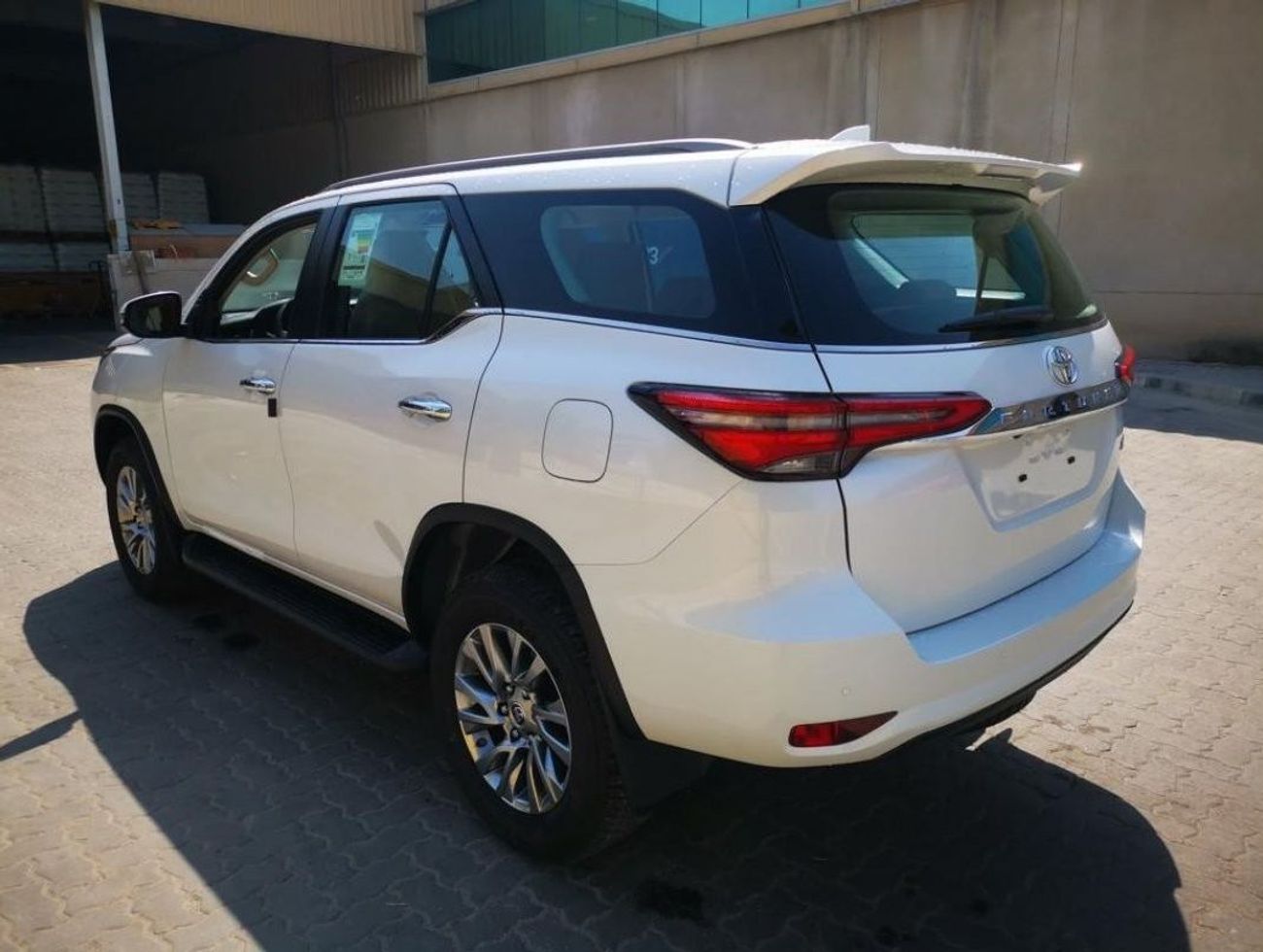تويوتا فورتونر Toyota Fortuner 2.8 DSL Full Option