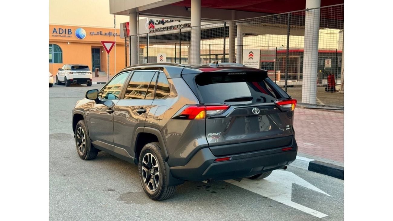 تويوتا راف ٤ 2023 LE KEY START AWD 2 REMOTES USA IMPORTED