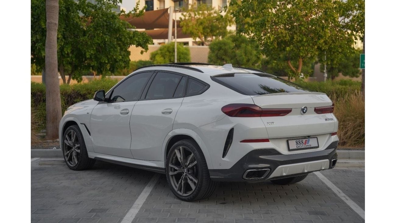 BMW X6M 2022 BMW X6 X-Drive 50i 4.4L GCC V8 M-Kit Carbon Fiber