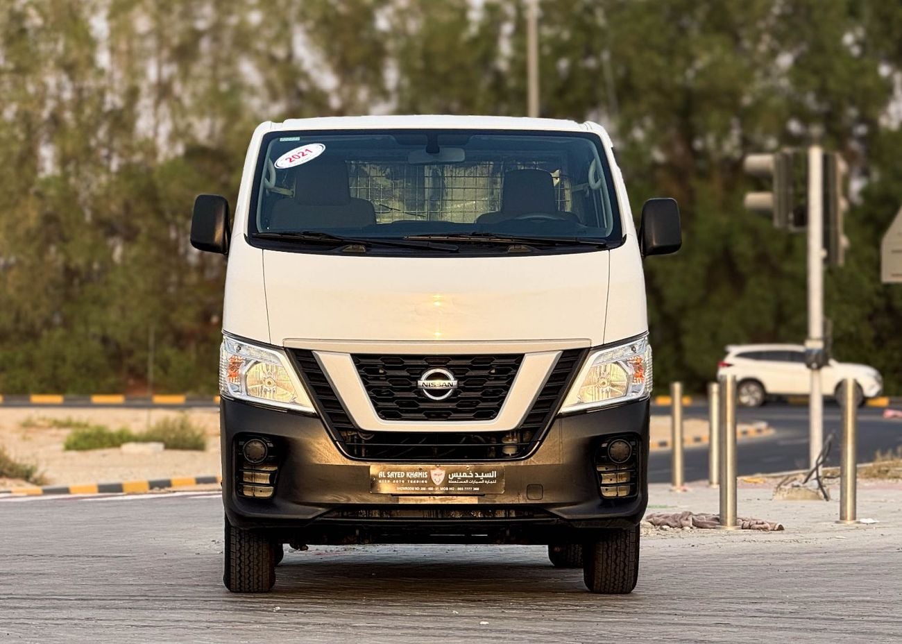 Nissan Urvan STD Nissan Urvan Van | 2.5 L | 2021 | GCC | Accident-Free | In Excellent Condition | 689 P.M