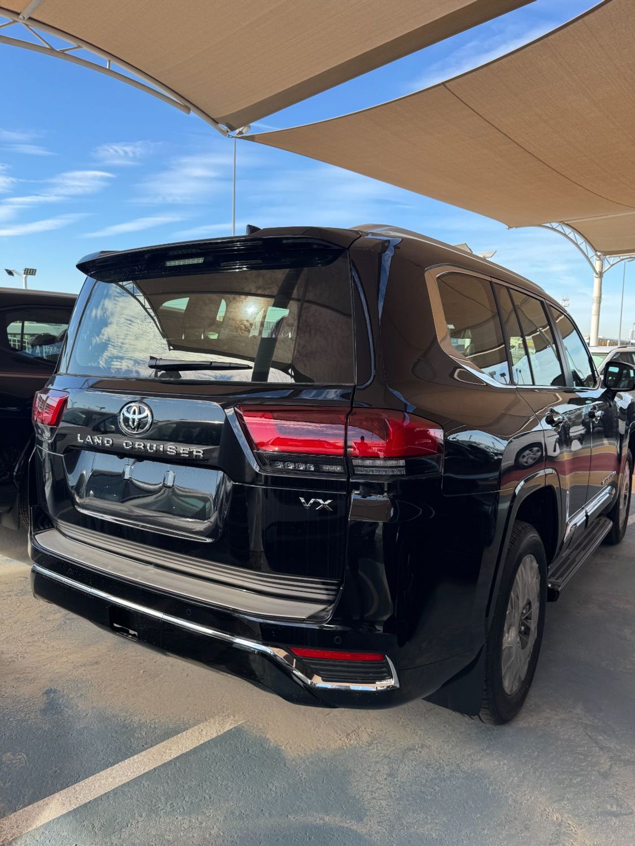 تويوتا لاند كروزر 2026-TOYOTA LAND CRUSIER VX  4.0L