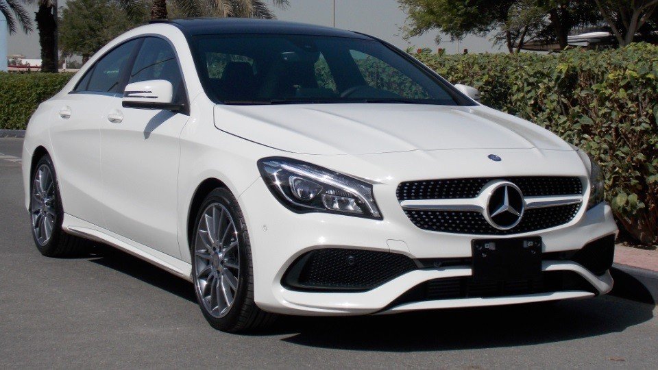 مرسيدس بنز CLA 250 2017 Mercedes Benz CLA 250 AMG 2.0