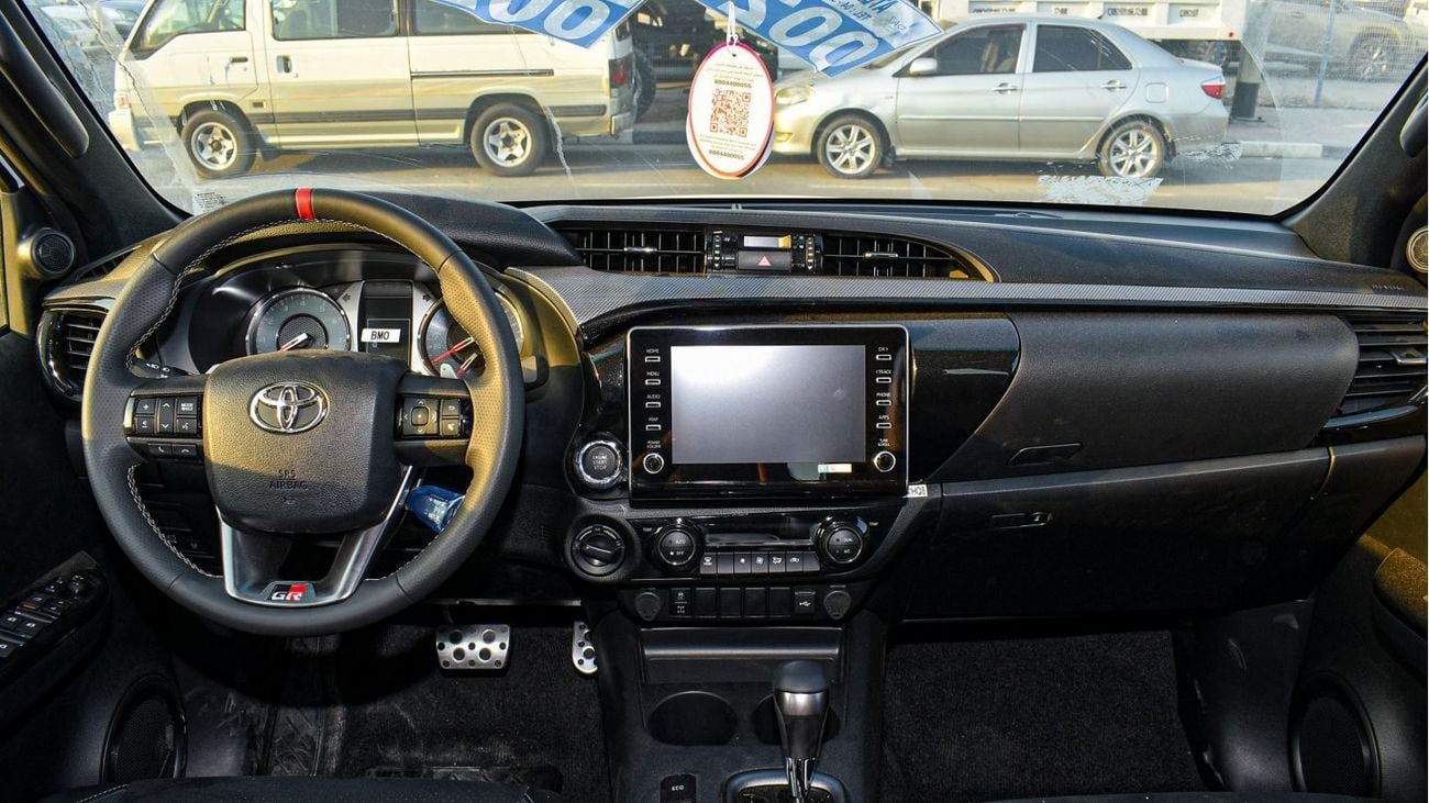 تويوتا هيلوكس GR Sport 4.0L V6