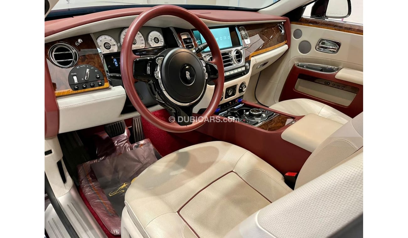 رولز رويس جوست 2014 Rolls Royce Ghost V Edition 4 Buttons LWB, One Years Warranty, Rolls Royce Service History, GCC