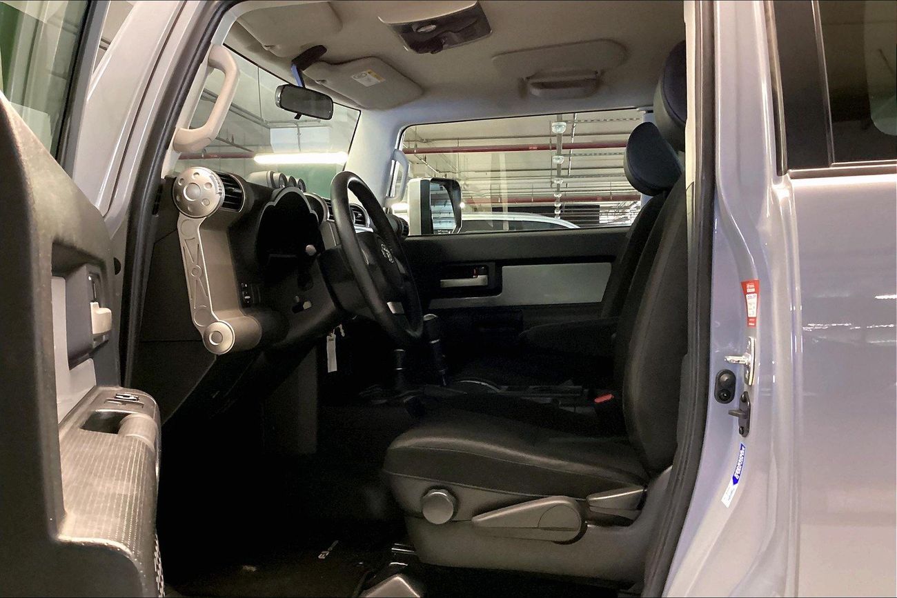 تويوتا إف جي كروزر GXR | شامل الضمان | 0 ﺪﻔﻋﺓ ﺃﻮﻟﻯ