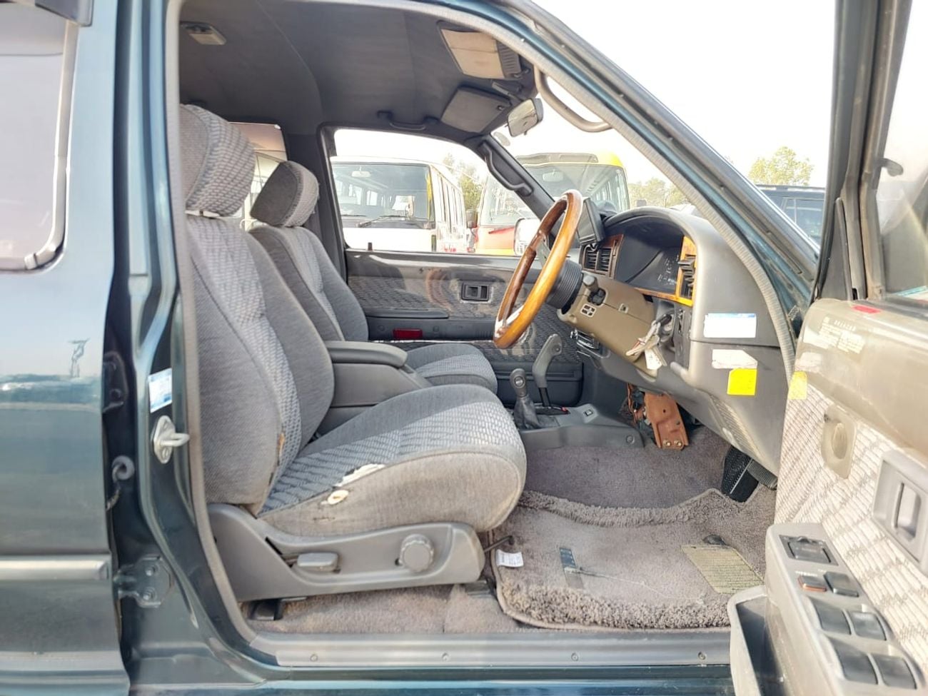 Toyota Hilux TOYOTA HILUX PICK UP RHD 1997 MODEL 2.4 L DIESEL AUTOMATIC(PM02314)