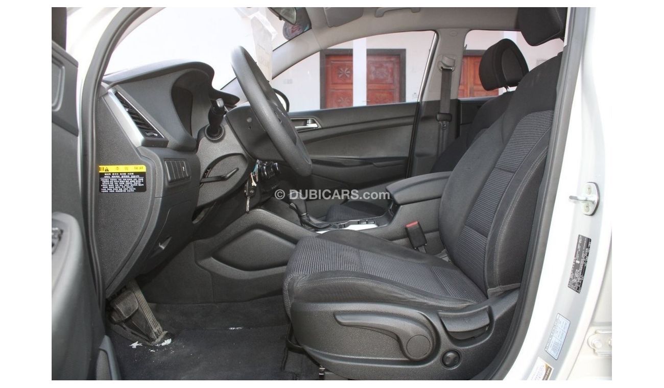 هيونداي توسون GL GL GL هيونداي توسان 2017 ديزل وارد كوريا أوراق جمارك بحالة ممتازة بدون حوادث نظيفه جدا من الداخل